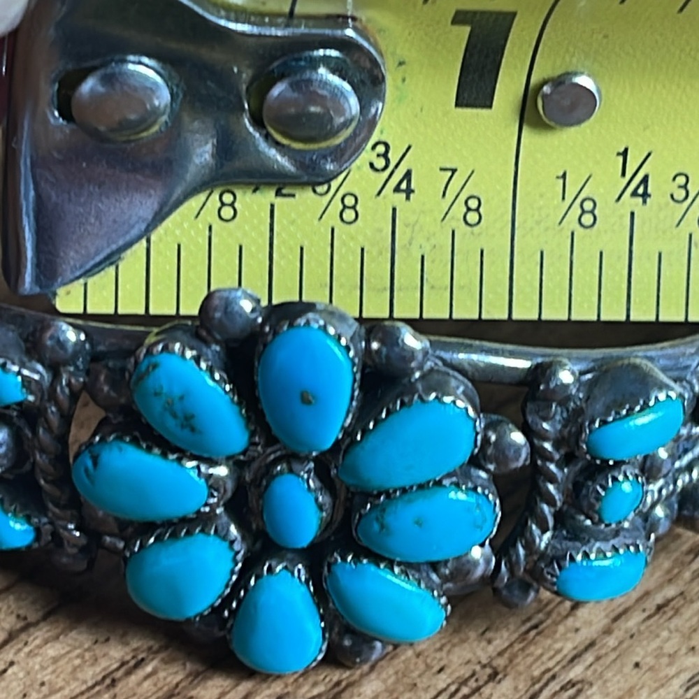 Vintage ZUNI TRIBE Turquoise Cuff Bracelet | small wrist - Picture 9 of 9